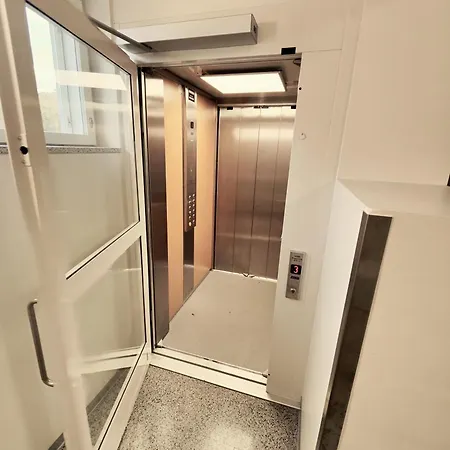 アパート Full Private Furnished Big 57sq Available For Family
