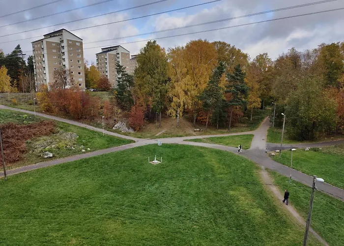 Full Private Furnished Big 57sq Available For Family